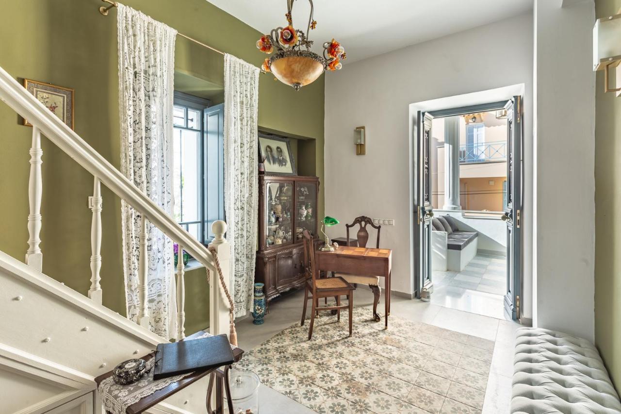 Camara Suites Ándros Eksteriør billede
